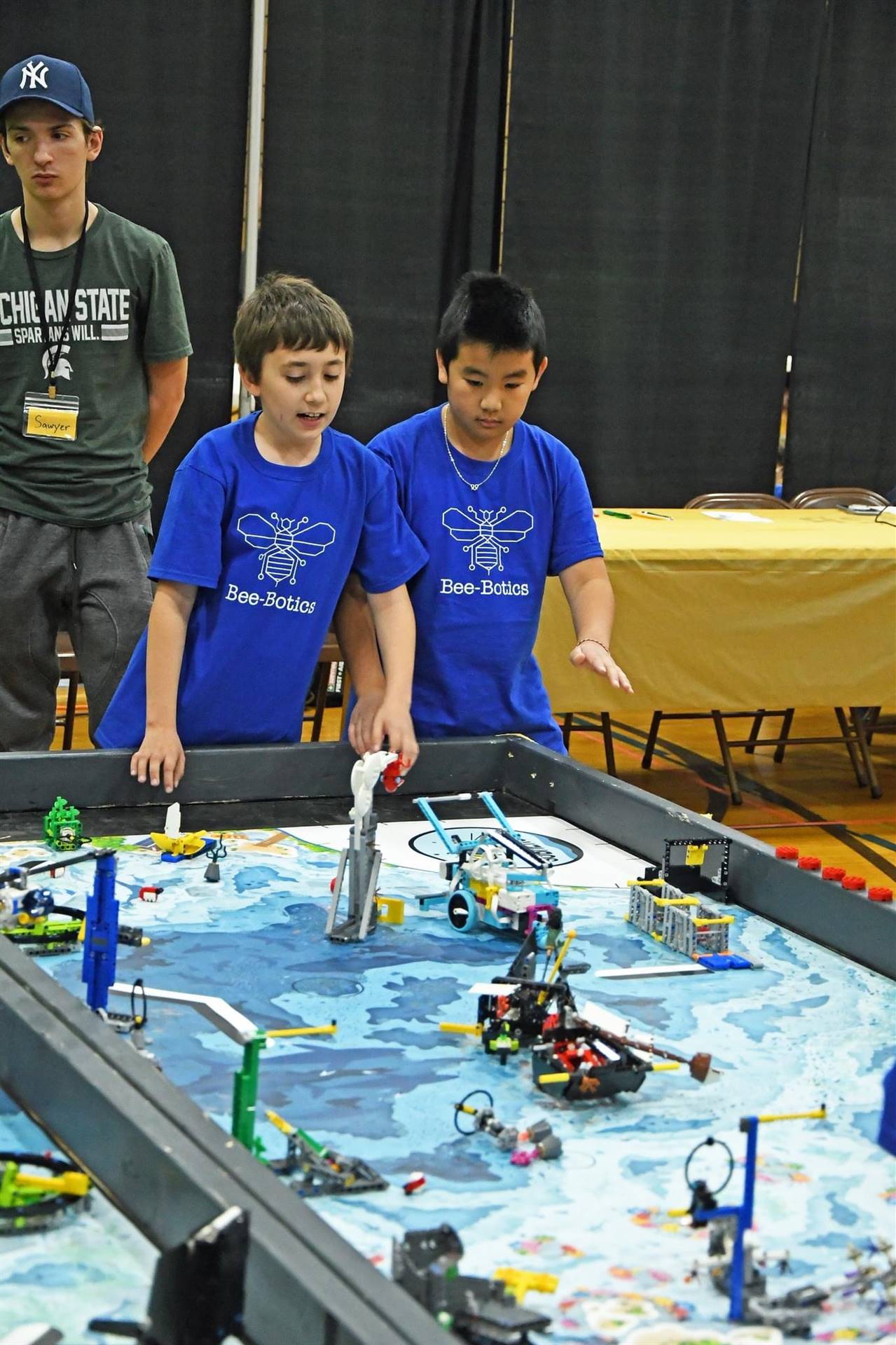 Students at bee-botics competition